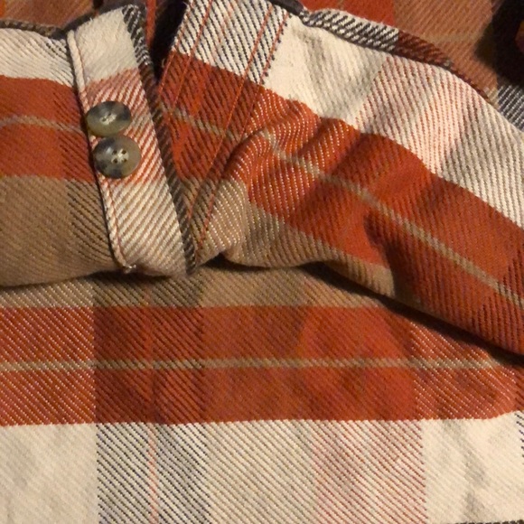 Cabela’s men’s plaid shirt EUC - Picture 4 of 7